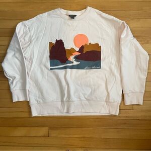 Eddie Bauer women’s large sweatshirt in very light link.